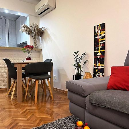 Mm Split Apartment - 5 Min By Car To The Beach & City Center - Free Public Parking Екстериор снимка