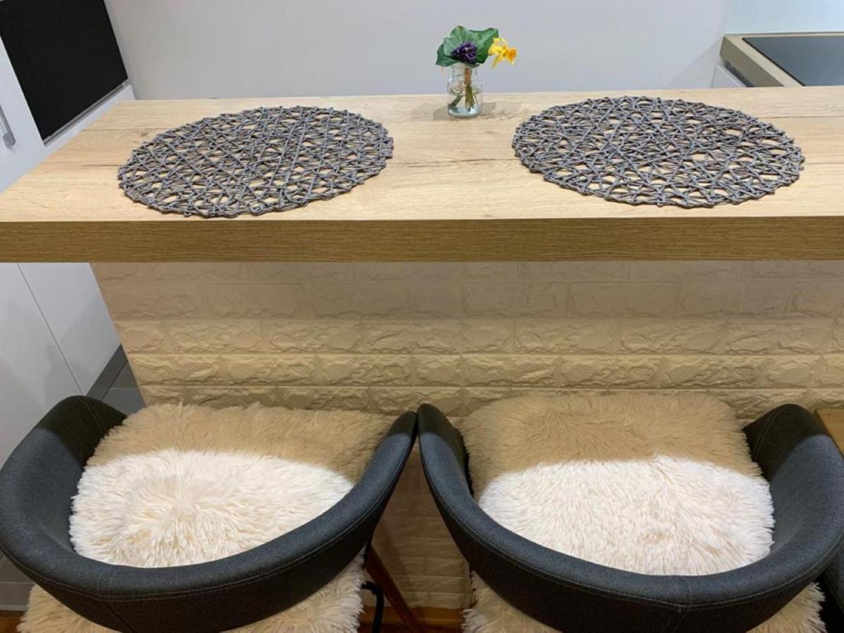 Mm Split Apartment - 5 Min By Car To The Beach & City Center - Free Public Parking Екстериор снимка