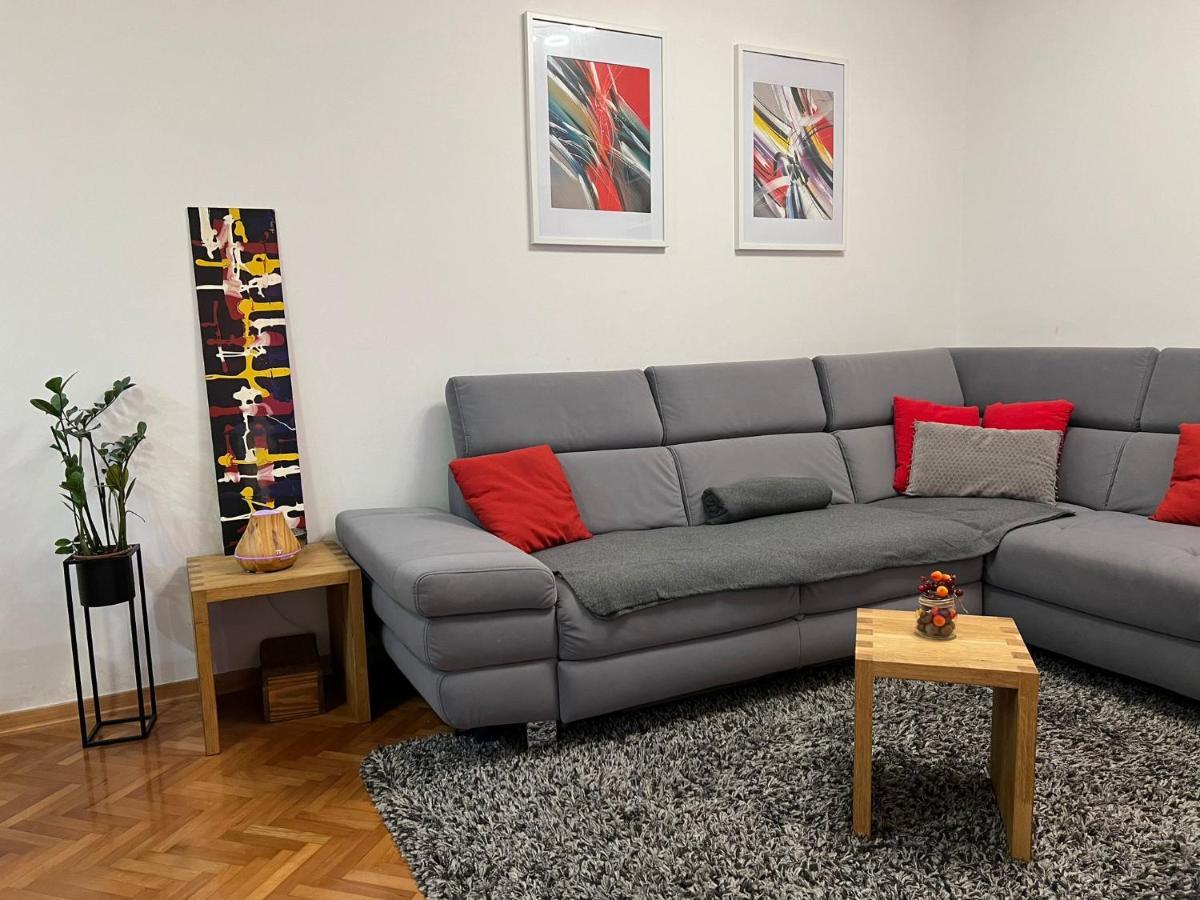 Mm Split Apartment - 5 Min By Car To The Beach & City Center - Free Public Parking Екстериор снимка