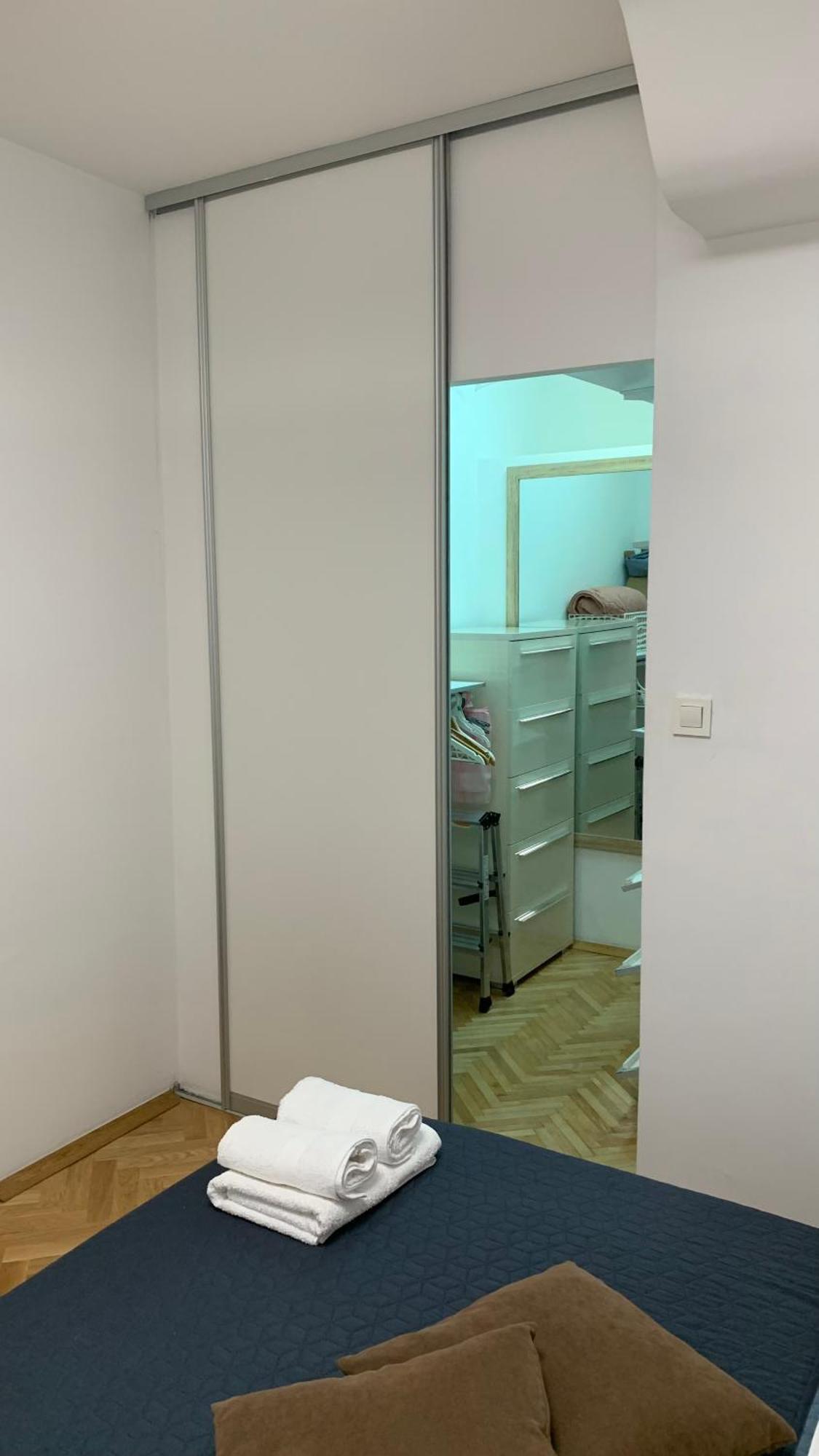 Mm Split Apartment - 5 Min By Car To The Beach & City Center - Free Public Parking Екстериор снимка