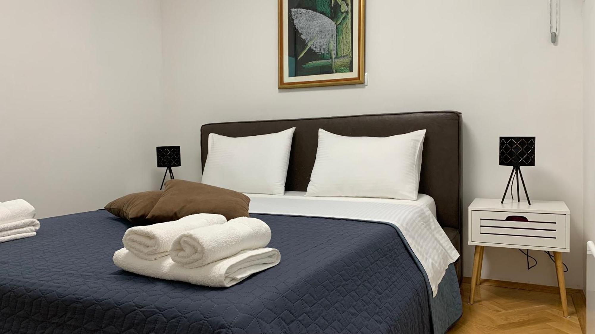 Mm Split Apartment - 5 Min By Car To The Beach & City Center - Free Public Parking Екстериор снимка