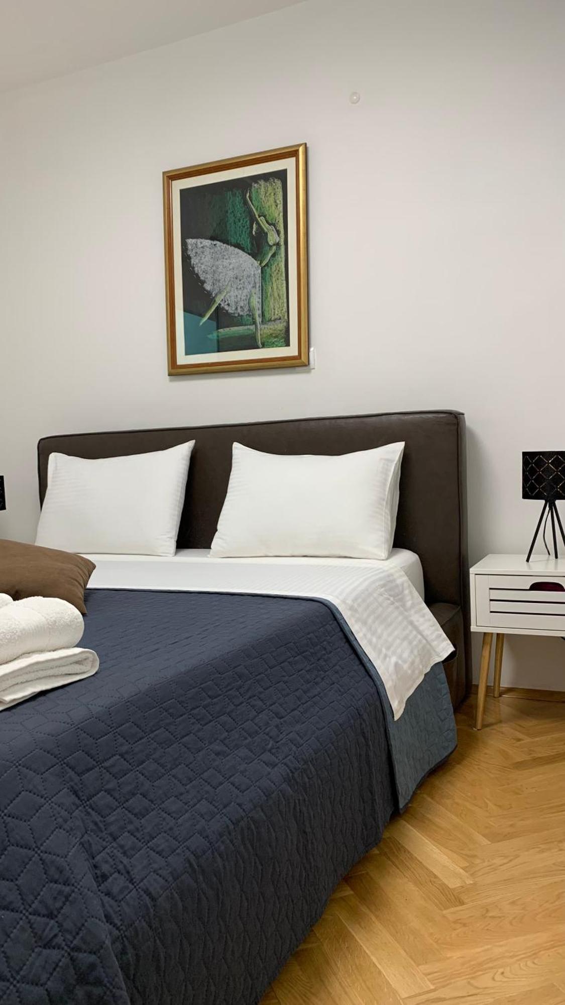 Mm Split Apartment - 5 Min By Car To The Beach & City Center - Free Public Parking Екстериор снимка